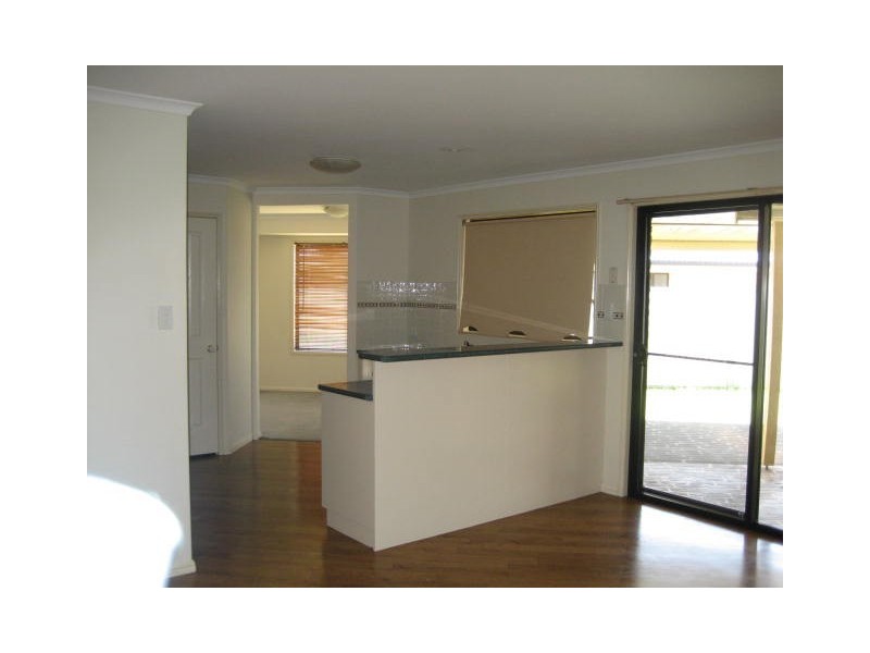 4 Chifley Court, Middle Ridge QLD 4350