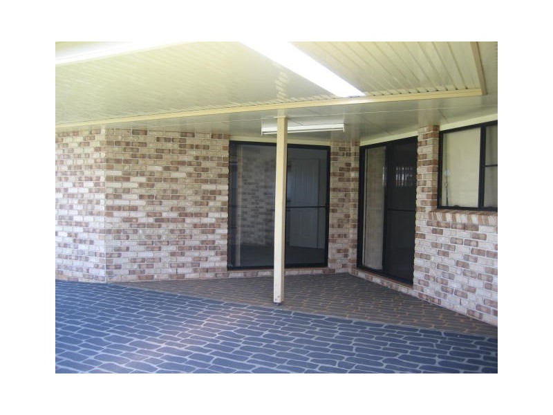 4 Chifley Court, Middle Ridge QLD 4350