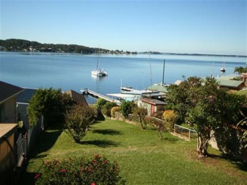 97 Fishing Point Road, Fishing Point NSW 2283
