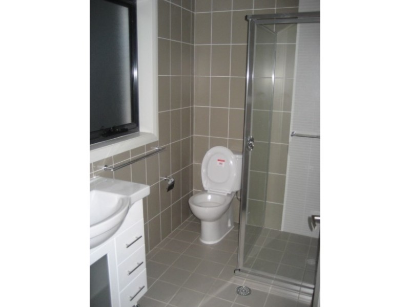 37 Kestrel Circuit, Shortland NSW 2307