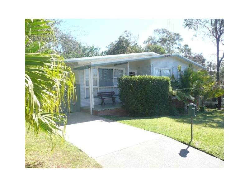 52 Amelia Street, Carey Bay NSW 2283