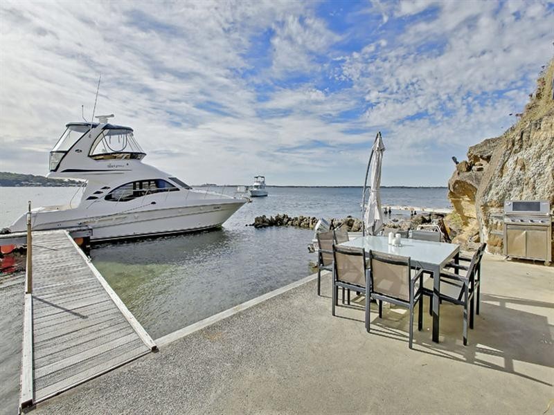 Fishing Point NSW 2283