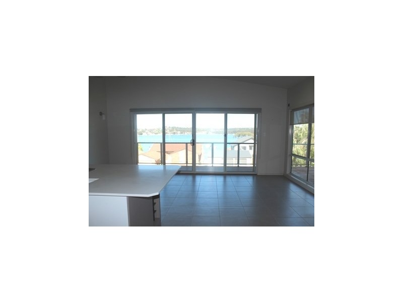 45 Sealand Road, Fishing Point NSW 2283