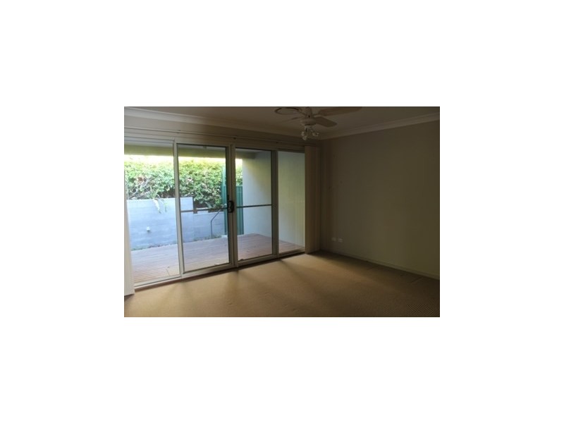45 Sealand Road, Fishing Point NSW 2283