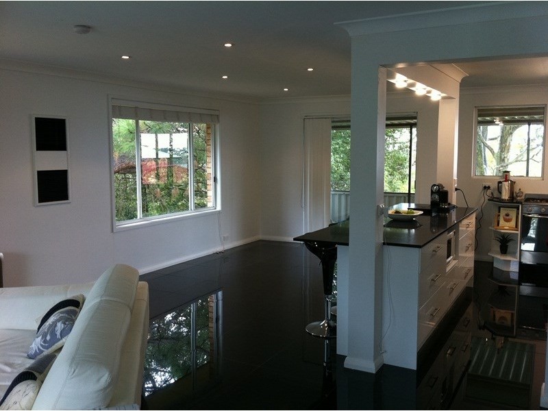 221 Excelsior Parade, Toronto NSW 2283