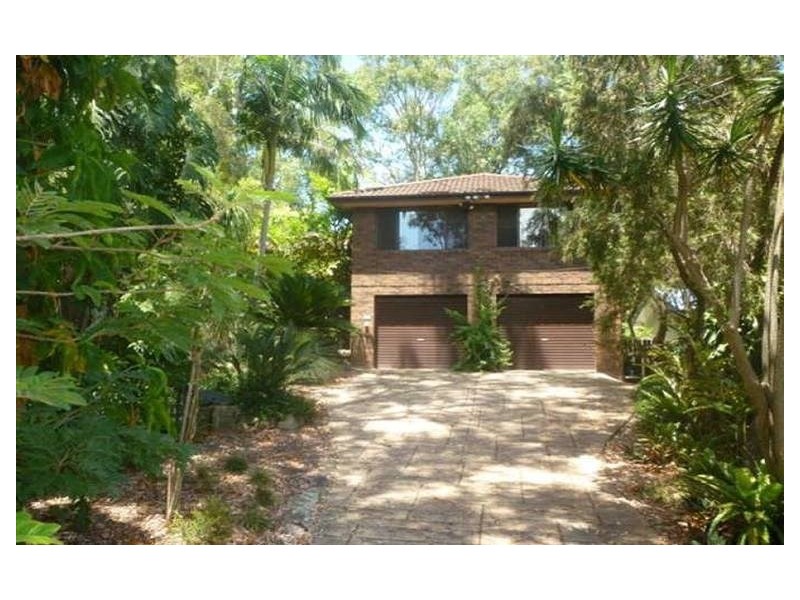 13 Roy Avenue, Bolton Point NSW 2283