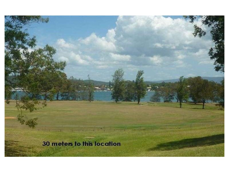 13 Roy Avenue, Bolton Point NSW 2283