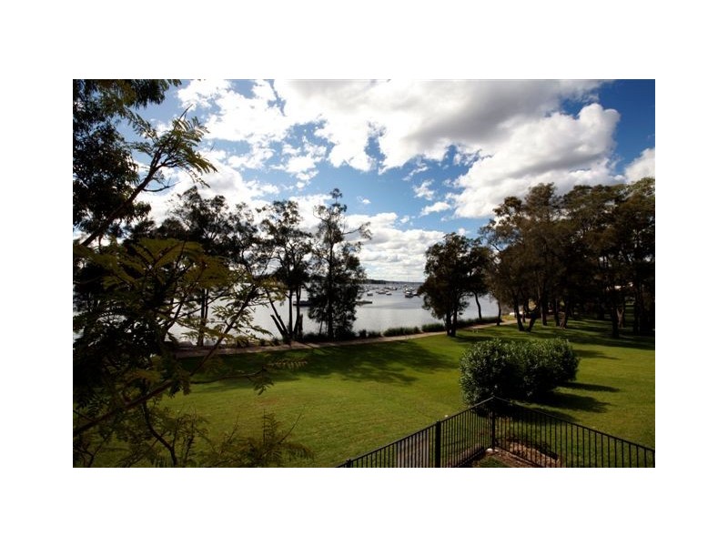 13 Puna Road, Wangi Wangi NSW 2267