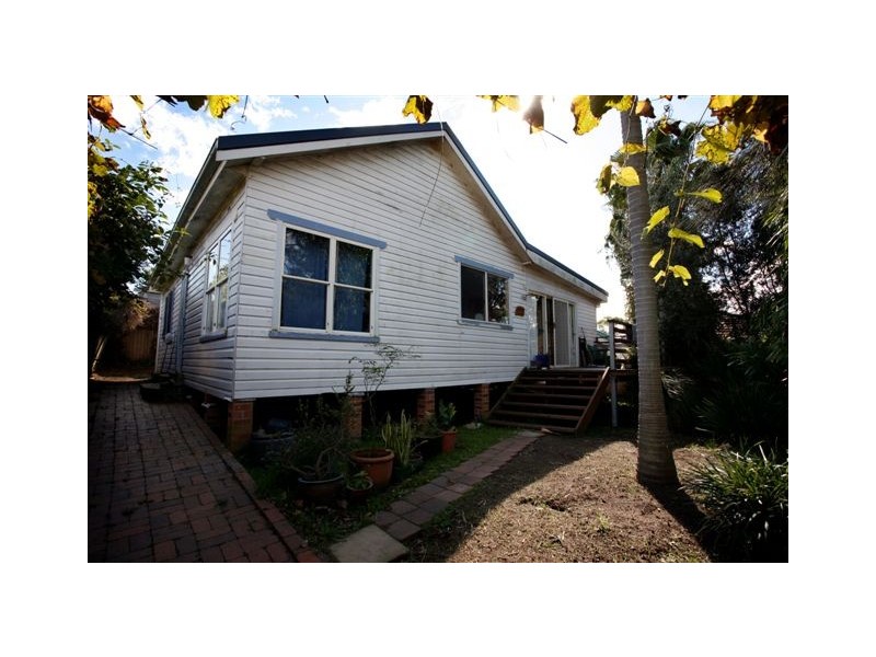 1 Beach Road, Wangi Wangi NSW 2267