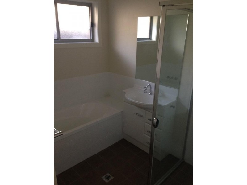 20 Jetty Parade, Fletcher NSW 2287