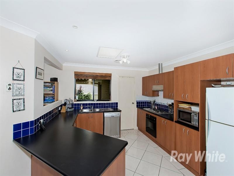 16 Corella Close, Fennell Bay NSW 2283