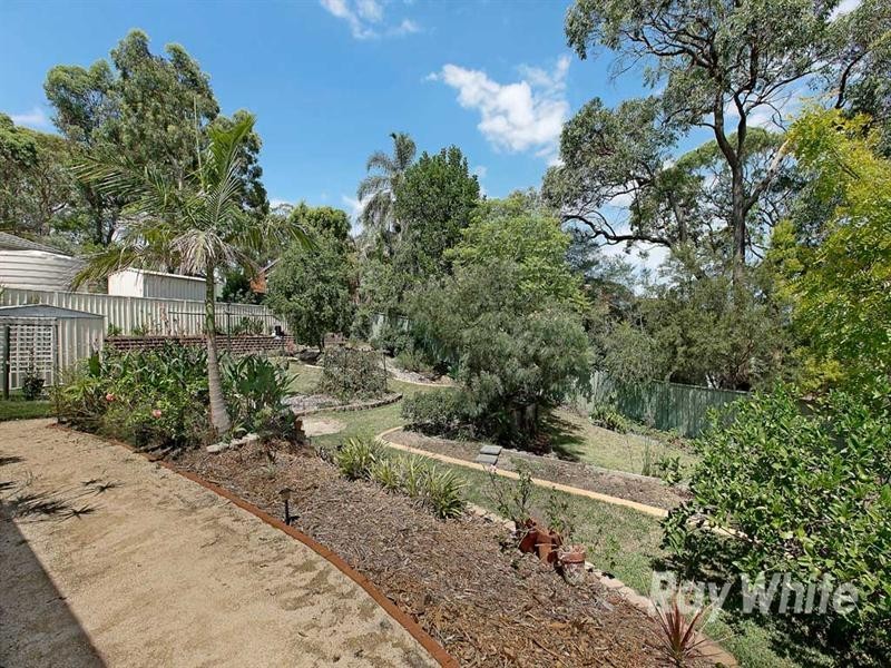 16 Corella Close, Fennell Bay NSW 2283