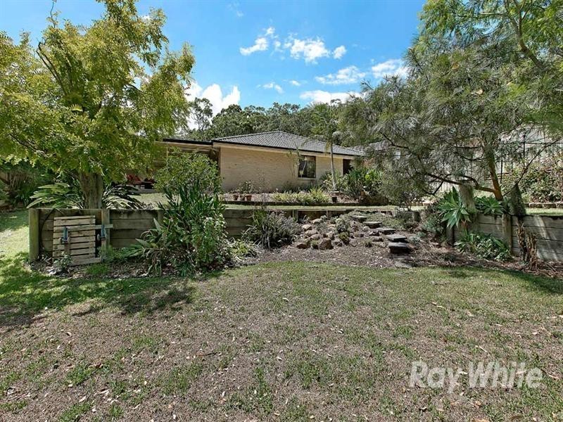 16 Corella Close, Fennell Bay NSW 2283