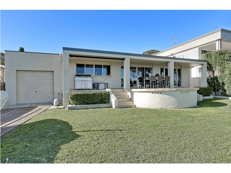 43 Grant Road, Coal Point NSW 2283