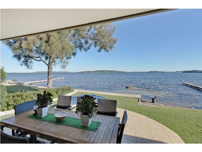43 Grant Road, Coal Point NSW 2283