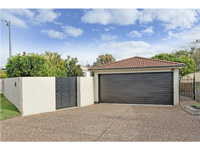 43 Grant Road, Coal Point NSW 2283