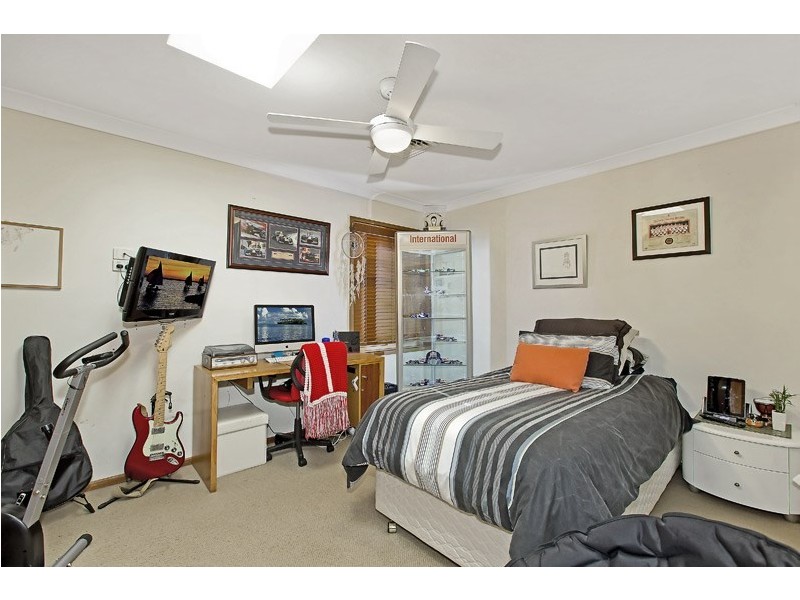 43 Grant Road, Coal Point NSW 2283