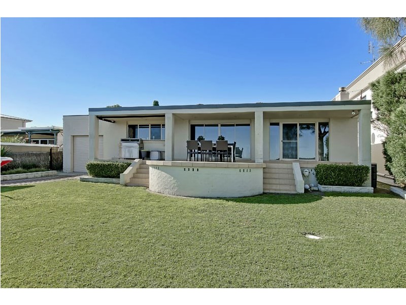 43 Grant Road, Coal Point NSW 2283