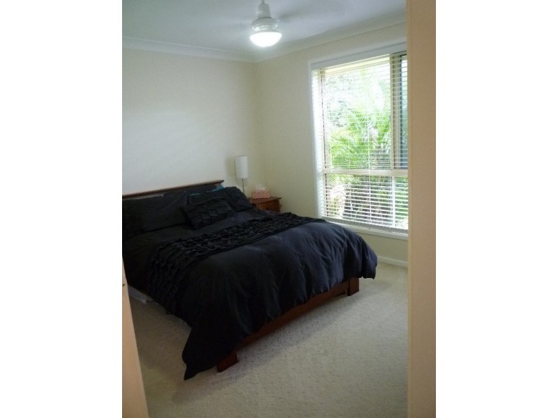 16 Bulwara Place, Bolton Point NSW 2283