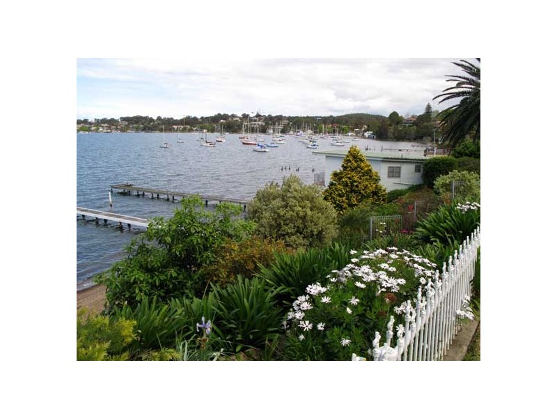 17 Hunter Street, Toronto NSW 2283