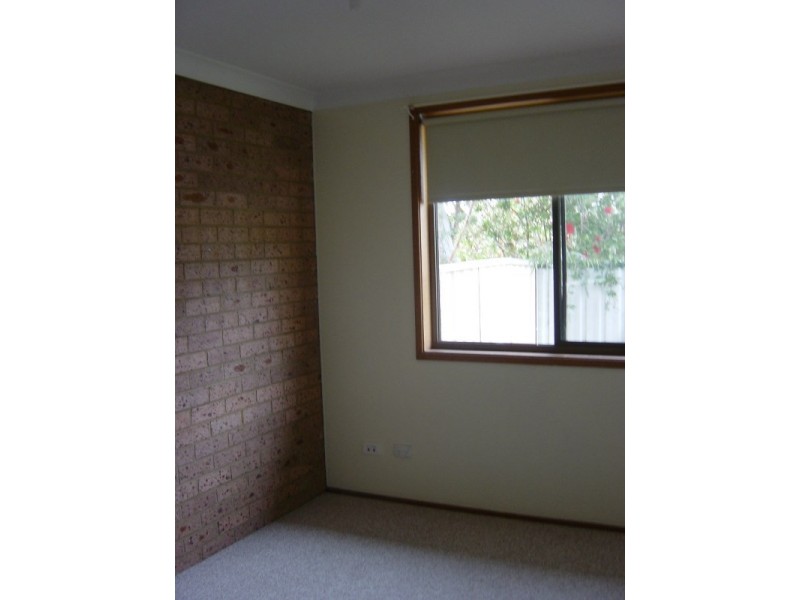 3/2a Cook Street, Toronto NSW 2283