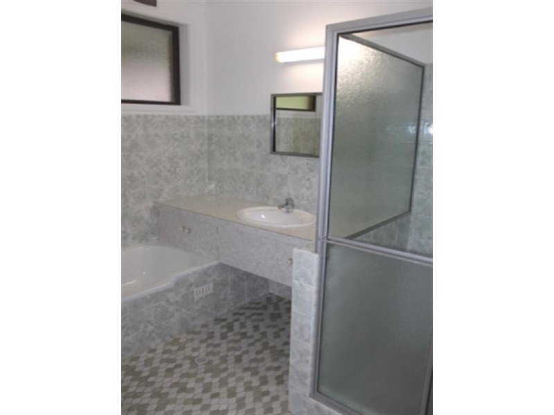 118 Coal Point Road, Coal Point NSW 2283