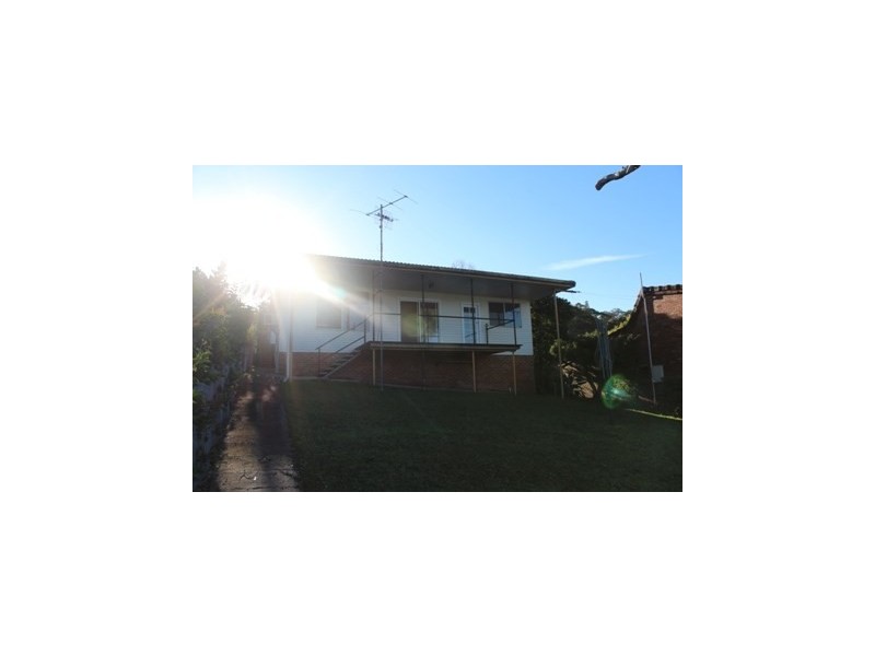 90 Sealand Road, Fishing Point NSW 2283