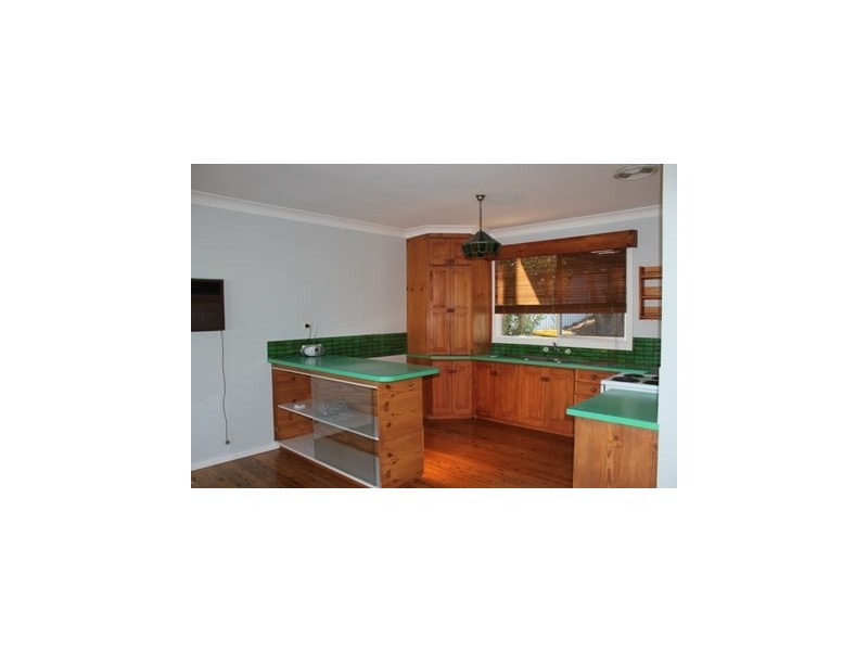 90 Sealand Road, Fishing Point NSW 2283