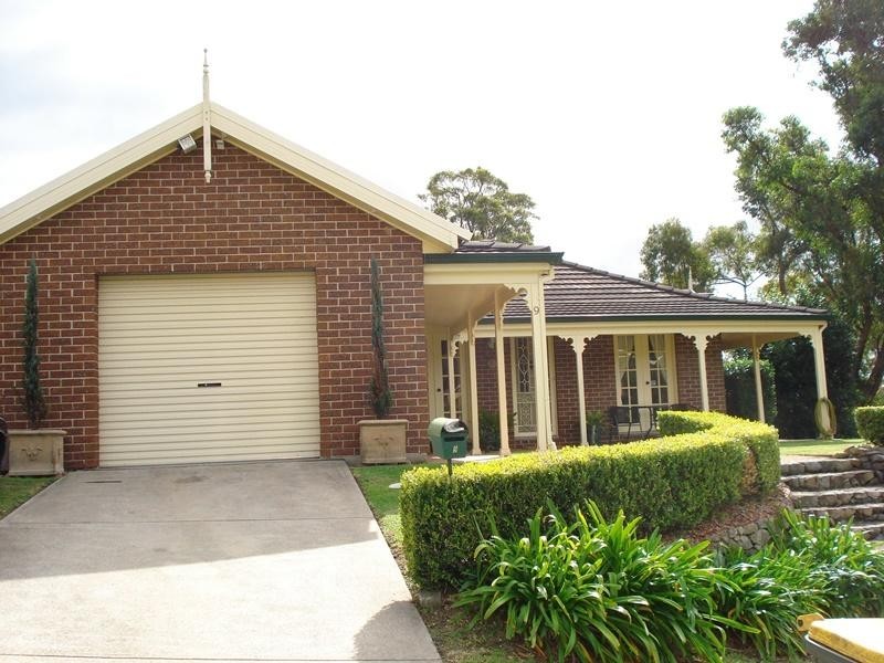 9 Burrawang Blve, Toronto NSW 2283