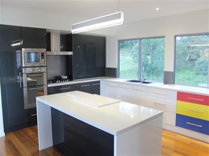 1 Beale Street, Coal Point NSW 2283
