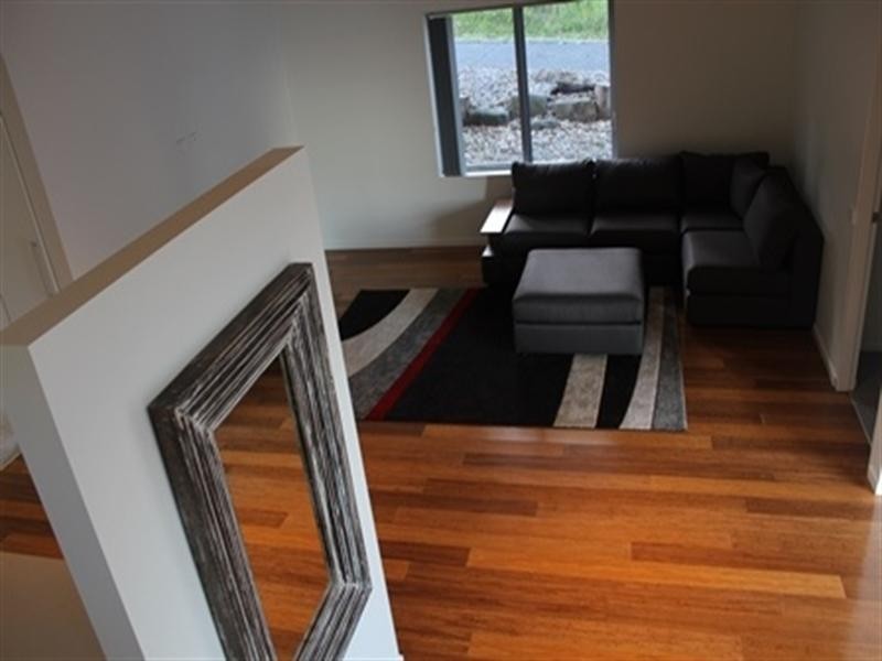 1 Beale Street, Coal Point NSW 2283