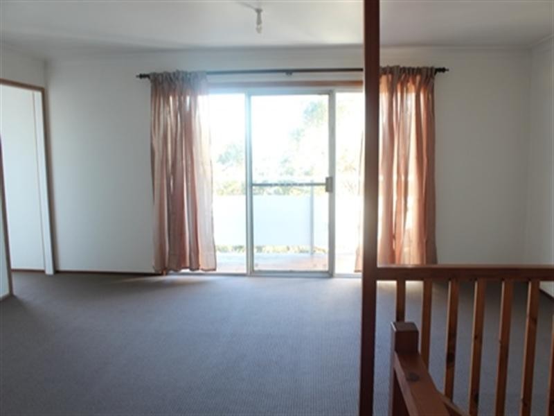 17 Beach Road, Wangi Wangi NSW 2267