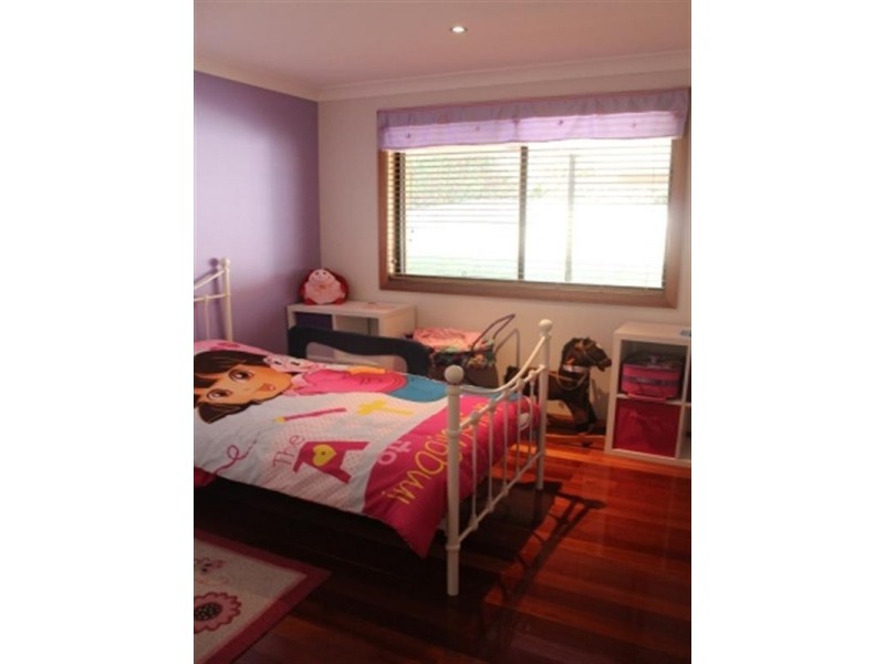 49 Forest Lake Way, Toronto NSW 2283