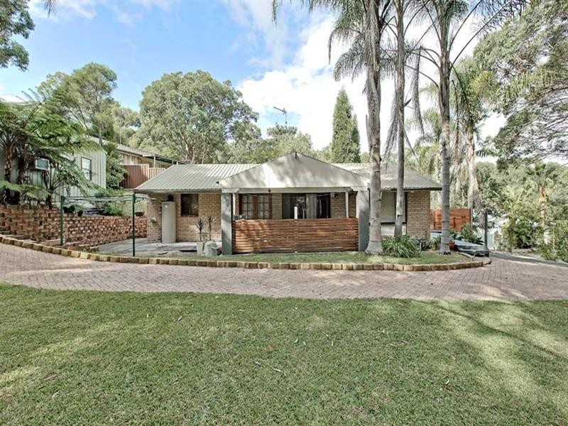 214 Excelsior Parade, Toronto NSW 2283