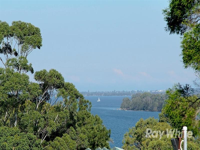 59 Ridge Road, Kilaben Bay NSW 2283