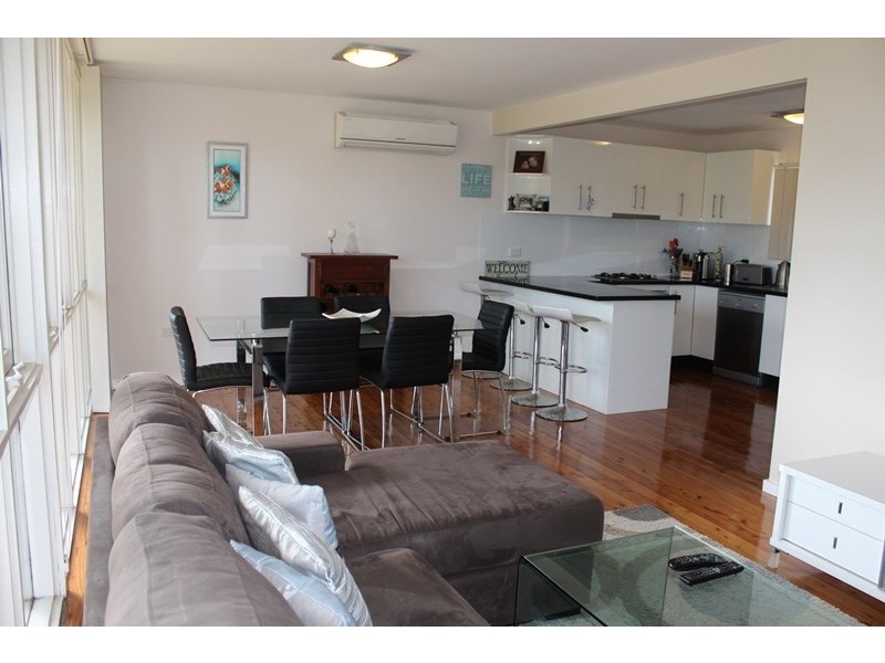 171 Excelsior Parade, Toronto NSW 2283