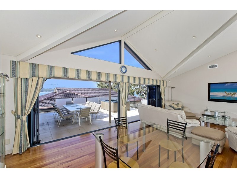 2/43 Excelsior Parade, Carey Bay NSW 2283