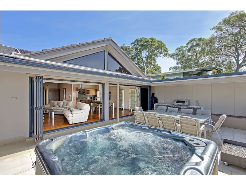 2/43 Excelsior Parade, Carey Bay NSW 2283