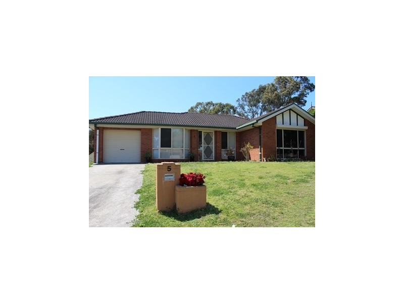 5 Lipton Close, Woodrising NSW 2284