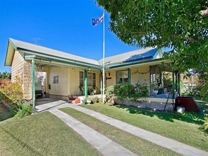 40 Anzac Parade, Toronto NSW 2283