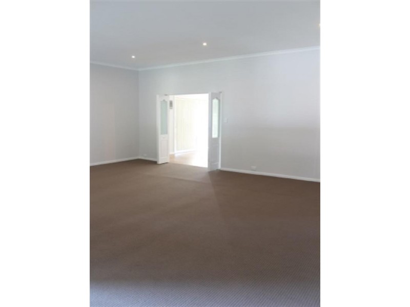 40 Anzac Parade, Toronto NSW 2283