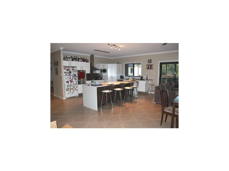 7 Read Place, Teralba NSW 2284