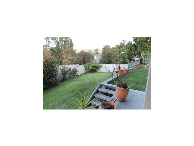 7 Read Place, Teralba NSW 2284