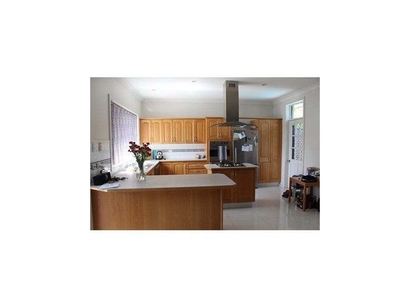 35 Brougham Avenue, Fennell Bay NSW 2283