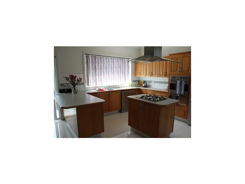 35 Brougham Avenue, Fennell Bay NSW 2283