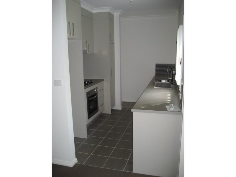 47 Kestrel Circuit, Shortland NSW 2307