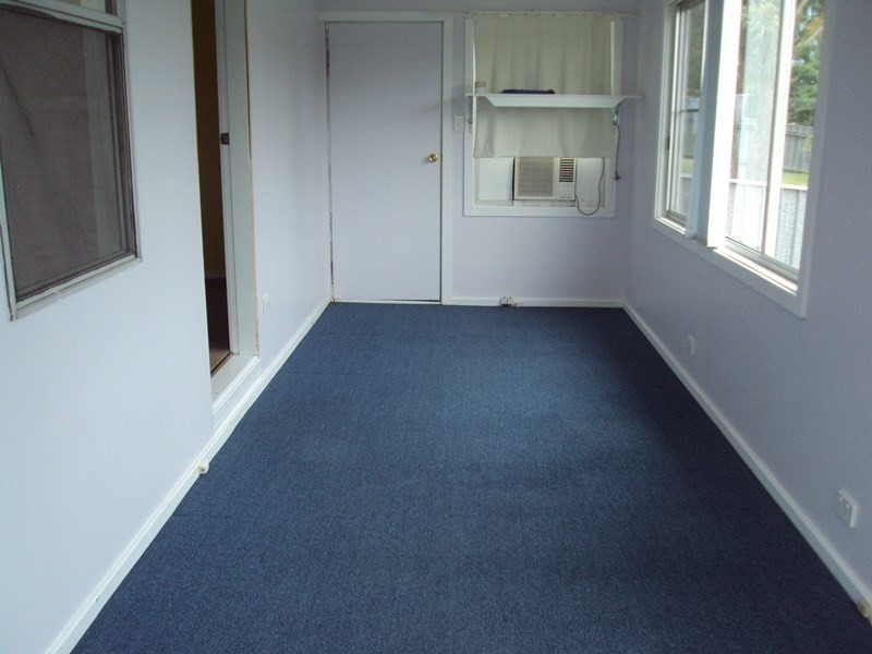 34 Park Parade, Booragul NSW 2284