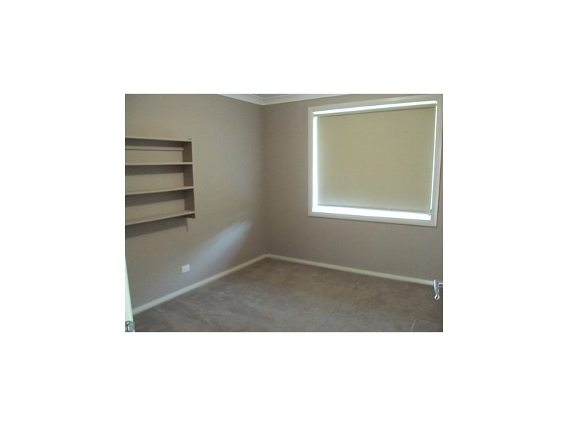 8 Ranclaud Street, Booragul NSW 2284