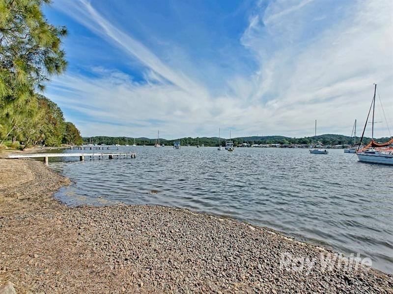 8 Northview Street, Rathmines NSW 2283