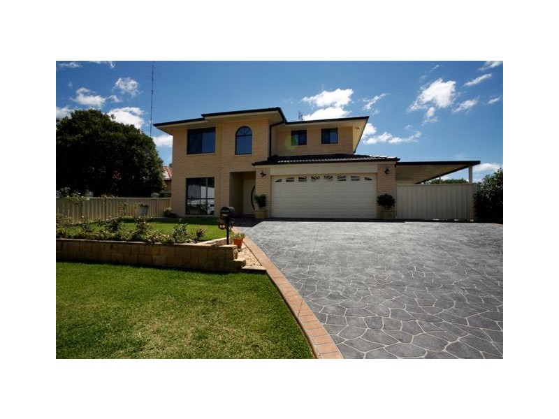 129 Excelsior Parade, Toronto NSW 2283